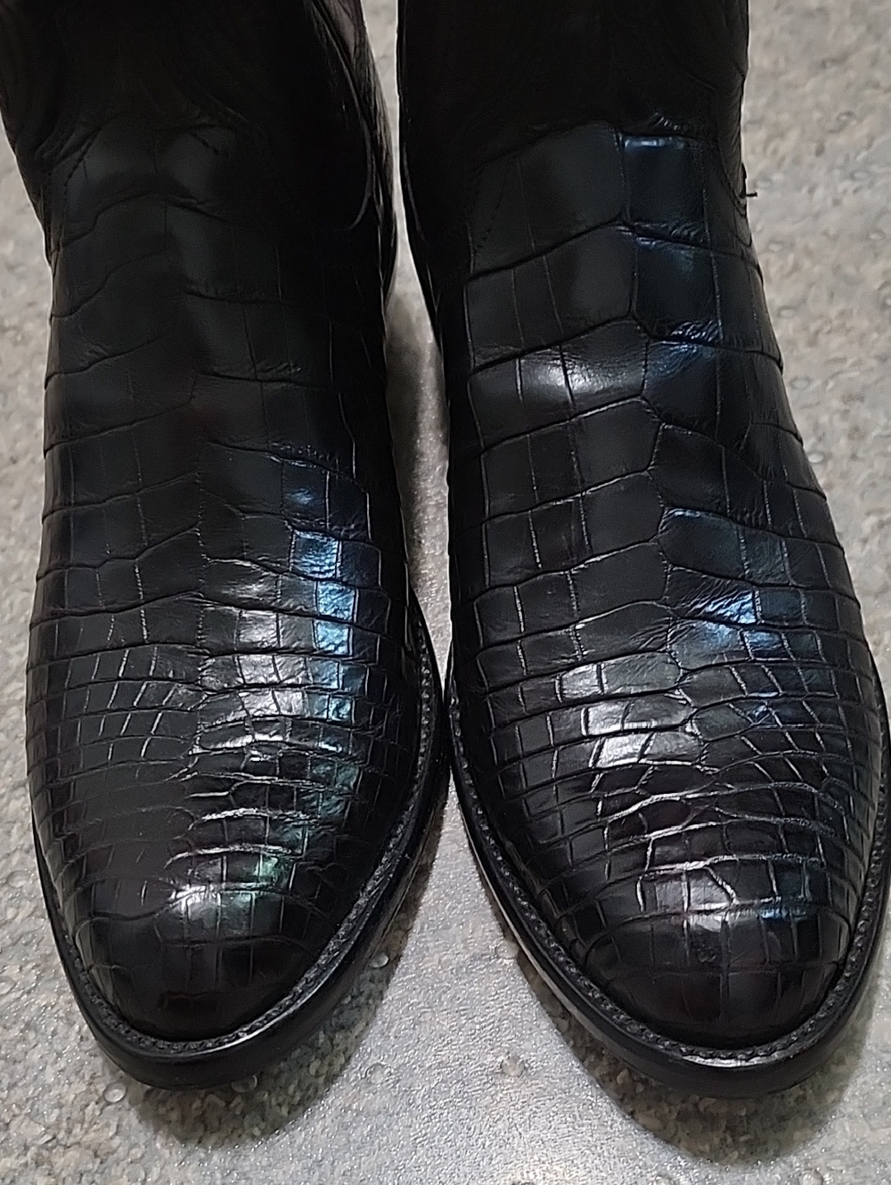 Black Cerry Boot Tecovas "The Cooper" Nile Crocodile Boots 9.5 D. Like New